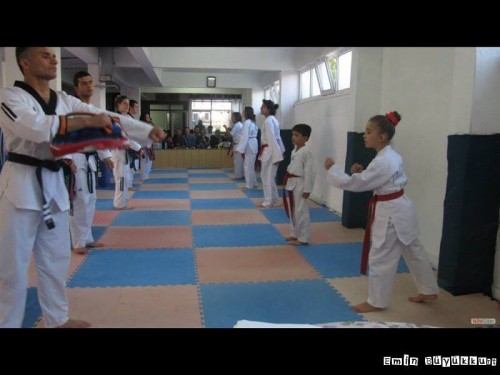 eminbuyukkurttaekwondoIsparta9-Kopya.jpg