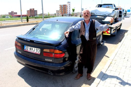 trafik-cezasina-sevindi-2-9562839_o.jpg