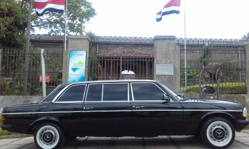 Museo-Nacional-de-Costa-Rica-LIMOUSINE.jpg