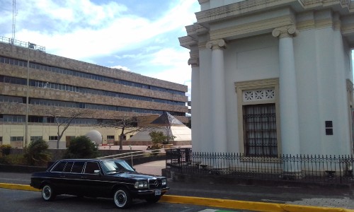 Supreme-Court-Justice-building-San-Jose-Costa-Rica.-LIMOUSINE-TOURS.jpg