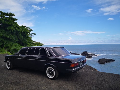 LIMOUSINE TOURS BEACH COSTA RICA MERCEDES