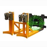 forklift-varil-tasima-atasmani-aparati-kiskaci-kancasi-ellecleme-paletleme-calkalama-devirme-urunu-cesitleri-5