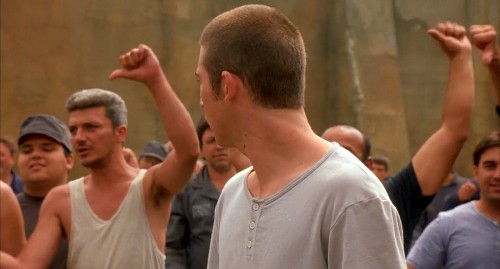In.Hell.2003.1080p.BluRay.DUAL.H264.AAC-hdt.mkv_snapshot_00.56.45_2019.06.14_21.23.44.jpg
