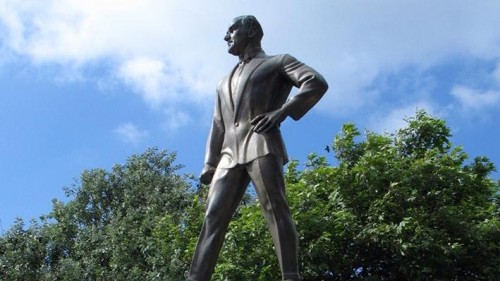 ataturk-aniti_16_9_1570083384.jpg