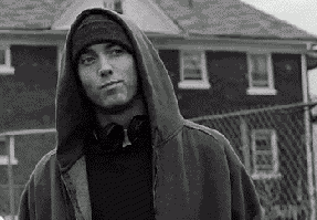 ZkFJdwctdeoZq.gif