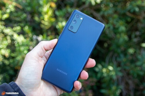 galaxys20feturkmmo.jpg