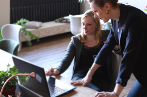 Interwebsite.se är ett känt webbdesignföretag i Göteborg, Stockholm. Vi har ett team av professionella webbdesigners som tillhandahåller utmärkta tjänster för webbplatser och marknadsföring till överkomliga priser. För mer information, besök vår webbplats.

https://www.interwebsite.se/