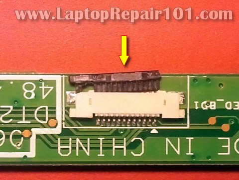 fix-touchpad-cable-connector-06.jpg