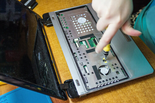 open-up-your-laptops-case.jpg