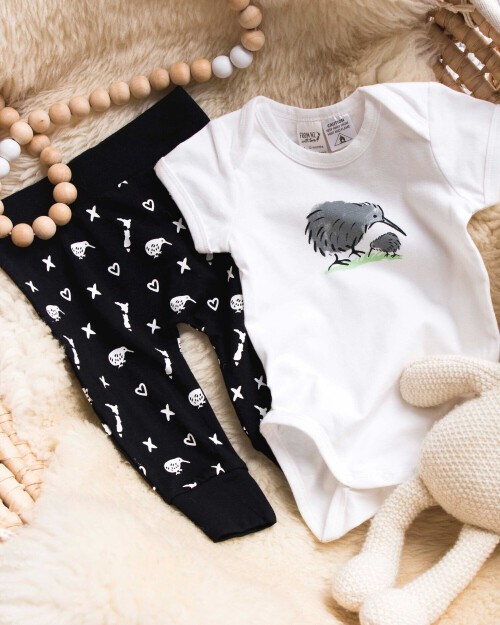 New252BKiwi252BBodysuit252Band252Bpants-1.jpg