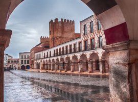 plaza-alta-badajoz-1024x1024-1-270x200.jpg