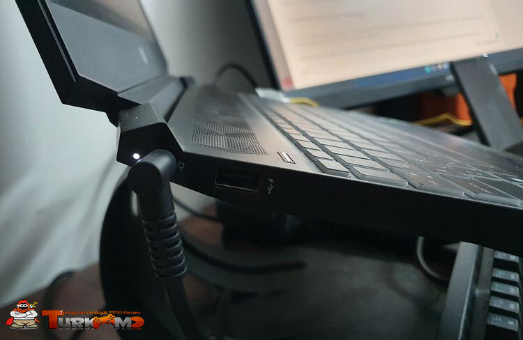 Laptop-charging-indicator.jpg