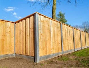 Fence-Installers-in-Camberley.jpg