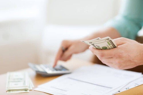 calculating-money-cash-advance-loan-1024x683.jpg