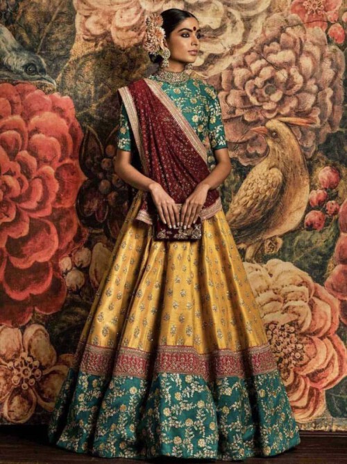 Buy the best bridal lehenga online at Ethnicplus.in. We provide an excellent collection of chaniya choli in an amazing range of designs. Check out our site for more info.

https://www.ethnicplus.in/bridal-lehenga-choli