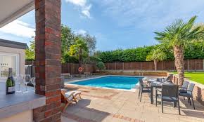 Find-Holiday-Accommodation-In-Hertfordshire.jpg
