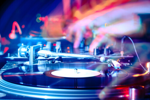 We boast of having a team of outstanding disc jockeys Atlanta. They have an unlimited supply of songs that match the vibe of the mood with ease.
https://www.popnpixels.com/dj-services-atlanta