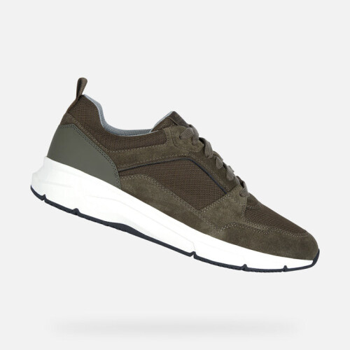 Sneaker low-cut uomo traspirante, dal design urban d'ispirazione running. Realizzata in scamosciato e mesh verde militare, Radente sfoggia un look poliedrico e curato in ogni dettaglio, che si adatta perfettamente agli outfit casual del tempo libero.

Prezzo:- €99,90

https://robertocalzature.it/collections/geox/products/radente-sneaker-verde-militare