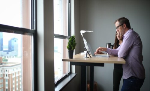 thestandingdesk-O49XZK5ffU8-unsplash-600x365.jpg