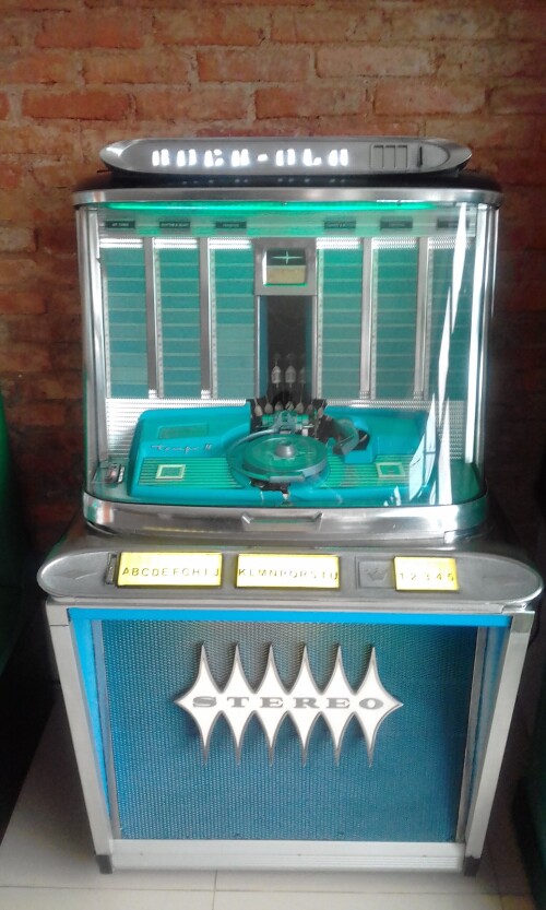 1961 ROCKOLA REGIS JUKEBOX COSTA RICA CALL CENTER