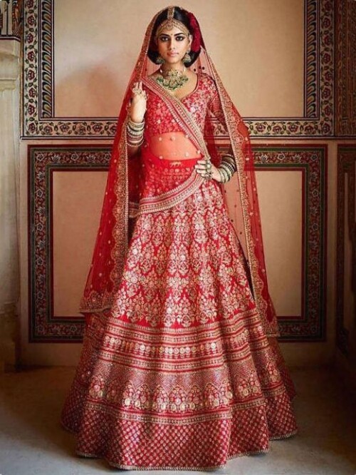 sabyasachi_red_bridal_lehenga_choli_3_.jpg