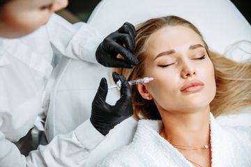 woman-receives-dermal-filler-injection-356w.jpg