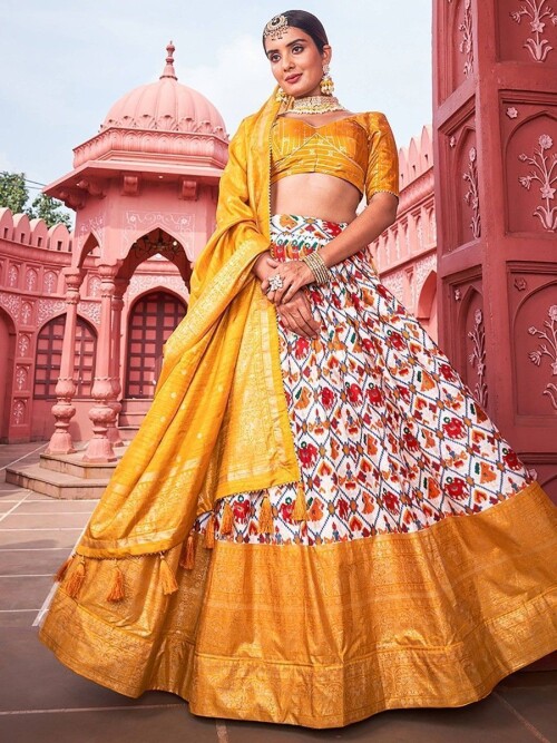 lnb1640-yellowlehengacholi_3__1.jpg