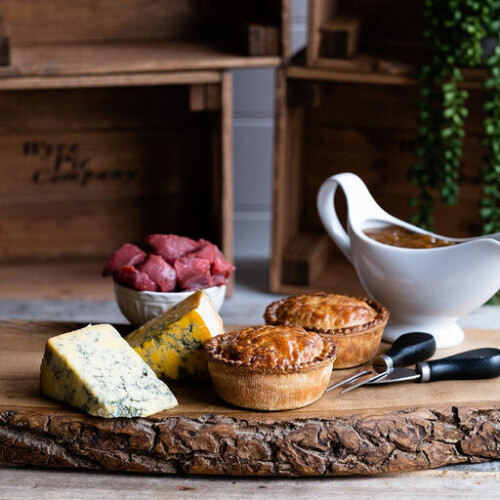 steak-and-stilton-pie-bromfields-butchers_512x512.jpg