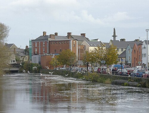 Ennis.jpg