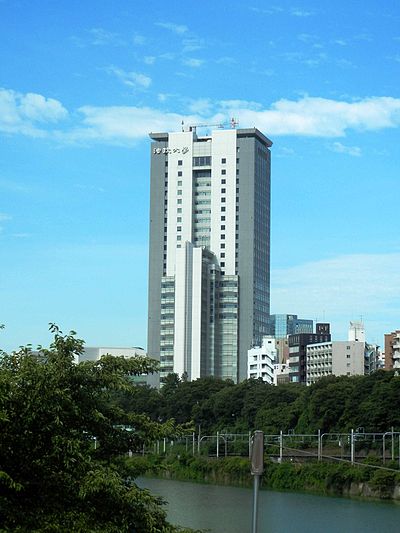 Hosei_University_Boissonade_Tower_120816.jpg