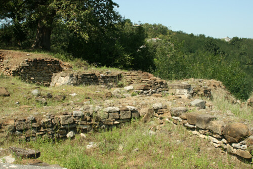 Vani_Georgia._Ruins_of_ancient_settlement_Photo_A._Muhranoff.jpg