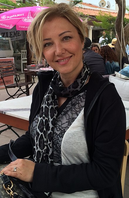 Berna_Lacin_April_2016.jpg