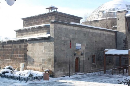 20191216092558056_1-ahmediye-medresesi.jpg