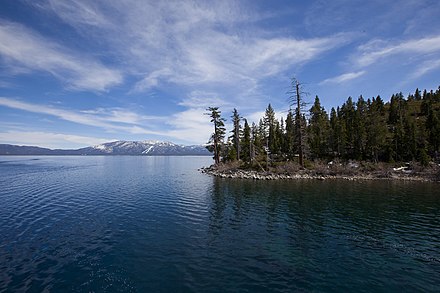 Tahoe_North_Shore_from_the_East_Shore.jpg