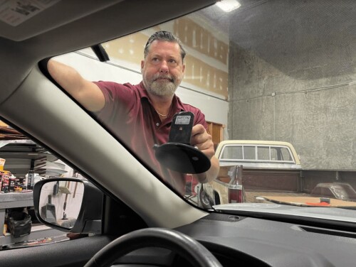 BEST-AUTO-GLASS-REPAIR4-1024x770.jpg