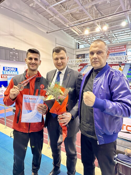 ibrahim-murat-gunduz-turkiye-karate-champions.jpg