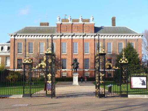 Kensington_Palace_the_South_Front_-_geograph.org.uk_-_287402.jpg