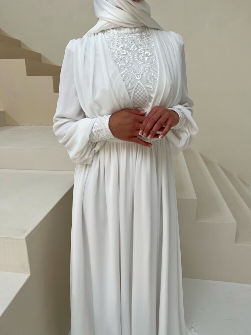 dressassia1.jpg