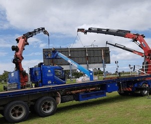 semi_crane_truck_hire.jpg