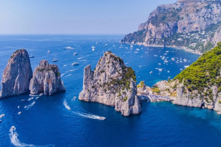 Personalized proposal planning for unforgettable memories for romantic proposal in Amalfi