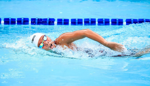 swimming-man-with-goggles-05e3418b.png