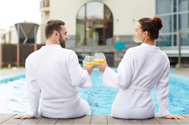 How to Choose a Family Hotel with Swimming Pool for Memorable Trips